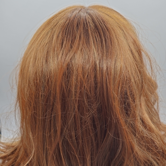 Uniwigs Ginger Spice Reddish Brown Highlighted Long Wavy Layered Lace Front Wig - Picture 8 of 11